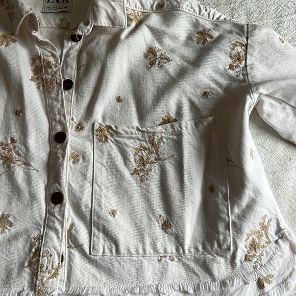 Zara Cropped Denim Jacket | Sz Small - Picture 2 of 4